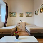 Artist Apartmán