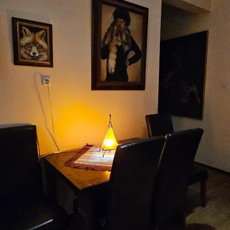 Artist شقة كيستاي