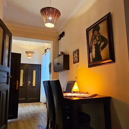 Artist * كيستاي