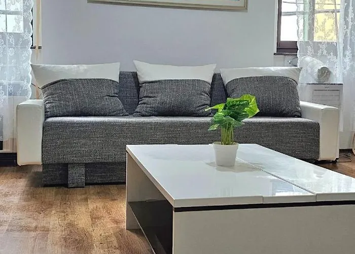 Artist * קסזטלי