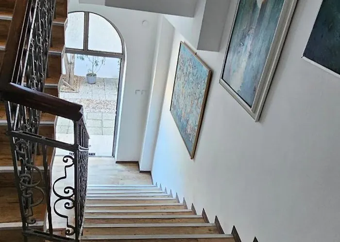 Artist Keszthely