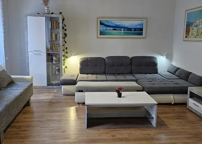 Artist דירה קסזטלי